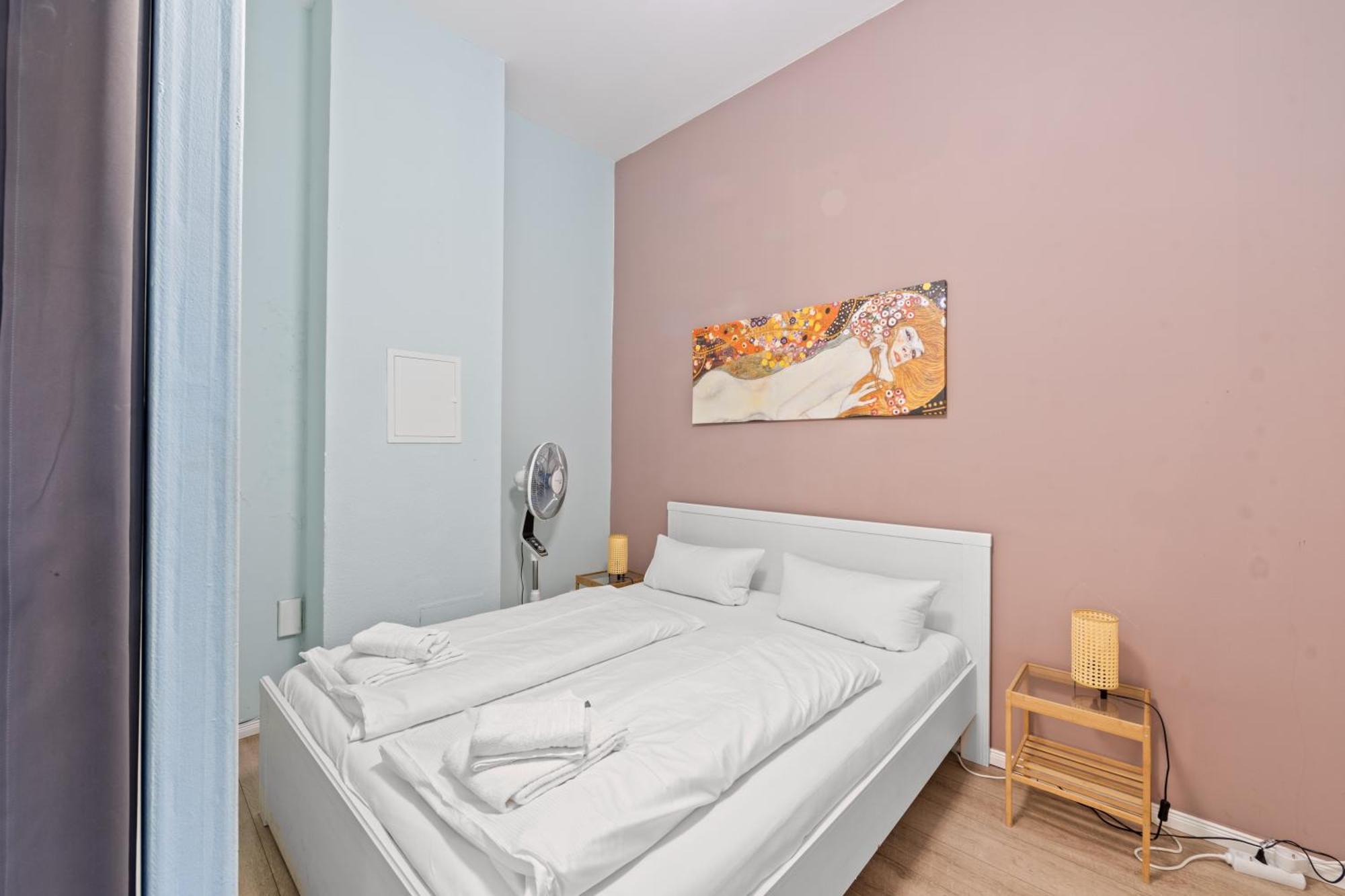 Apartment Uthman Berlin-Neukoelln Bagian luar foto